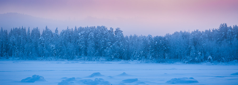 Misty Dawn over the River - Ice Raven - Sub Zero Adventure - Copyright Gary Waidson, All rights reserved.